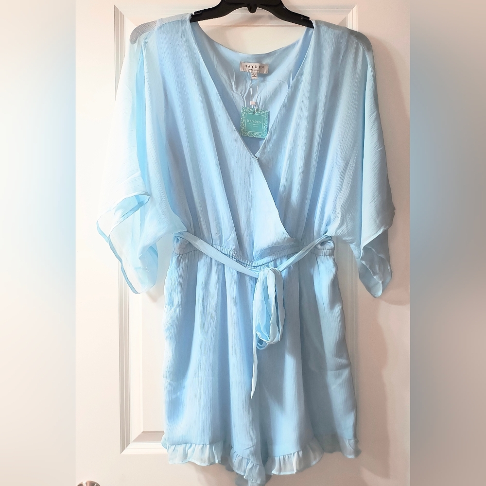NWT Light Blue Belted Surplice Ruffle Romper - Size L Vacation Baby Shower Cool